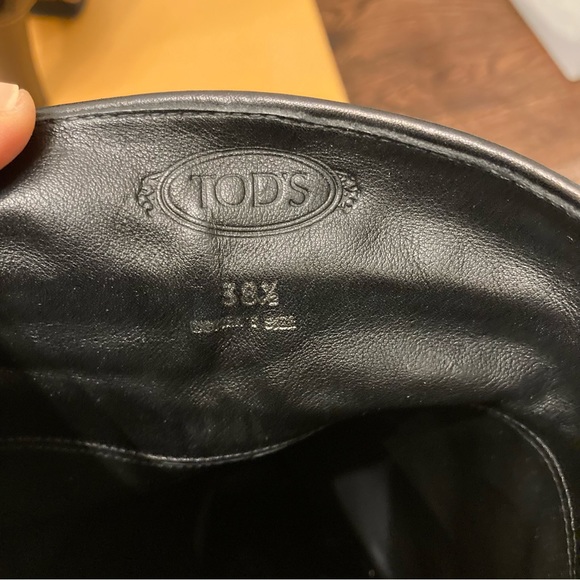 Tod’s Tall Suede boots - Picture 13 of 16